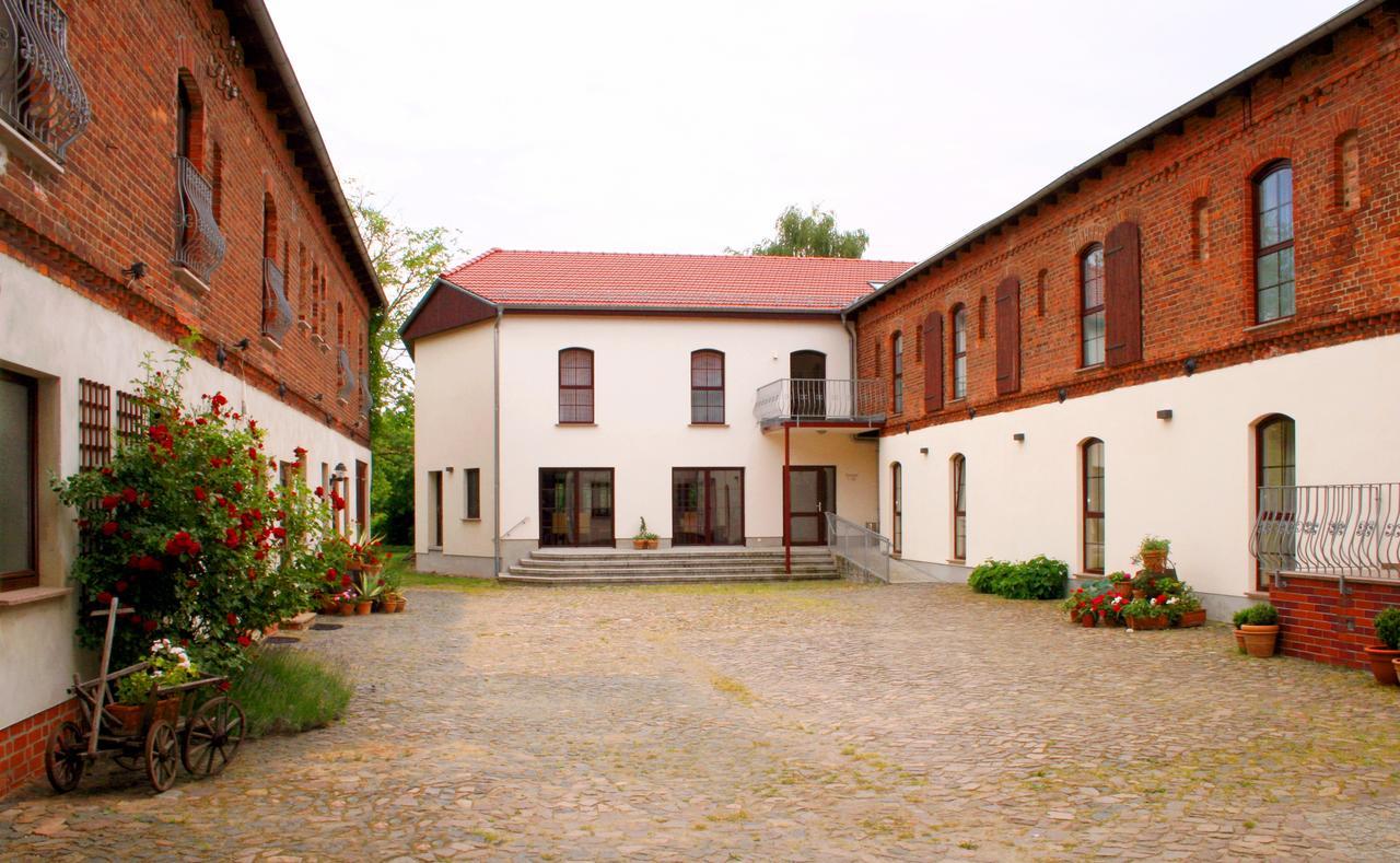 Landhaus Heinrichshof Jüterbog Exteriör bild
